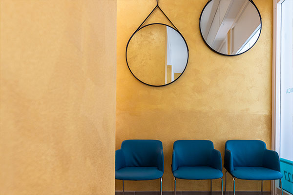 Sala d'attesa dello studio dentistico di Rovato