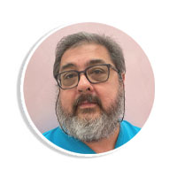 Dottor Faustino Gianluigi, protesi dentaria e staff dei Centri Dentali Zanardi