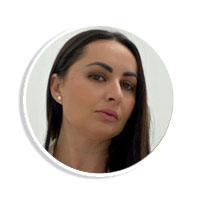 Mirnela, segretaria del team del Centro Dentale Zanardi