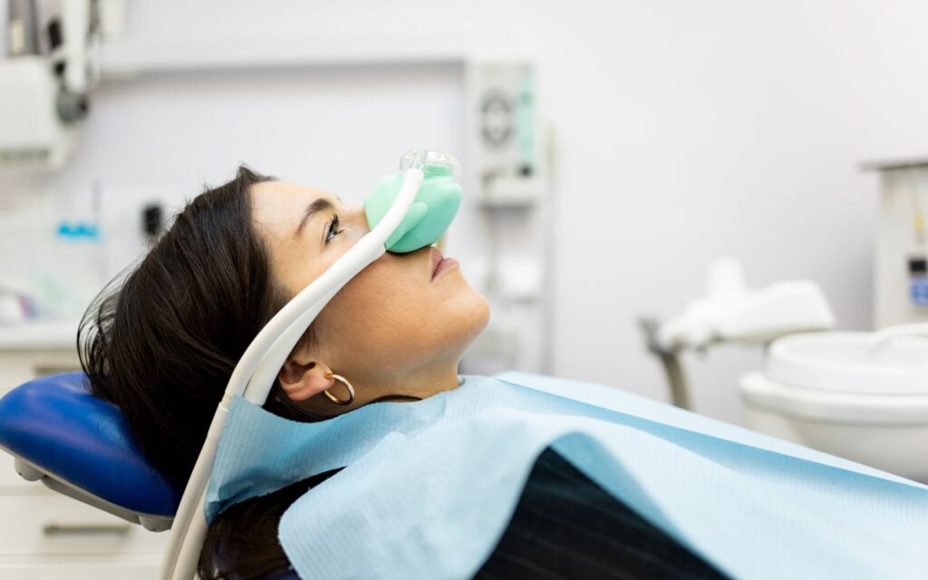 Sedazione cosciente e altre soluzioni efficaci per chi ha paura del dentista